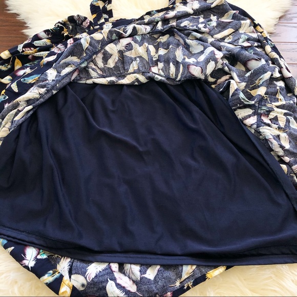 entro Feather Print Semi-Off The Shoulder Tunic L - Picture 7 of 9